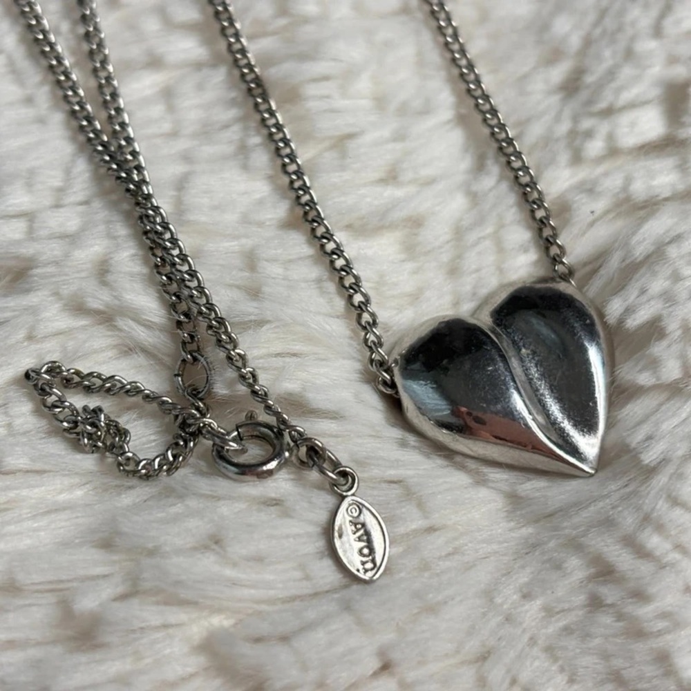 Silver Heart Pendant Necklace - Womens Jewelry - Picture 3 of 4